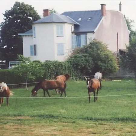 Et Tables D'hotes Les Breuils 3* Mariol